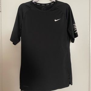 NIKE EYBL SHORT SLEEVE DRI-FIT XXL